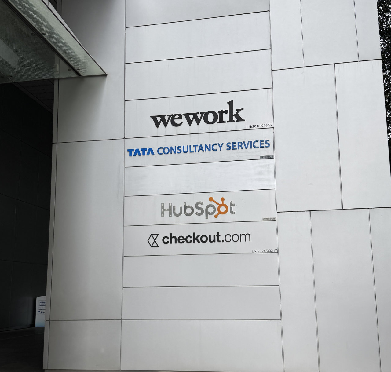 hubspot-office